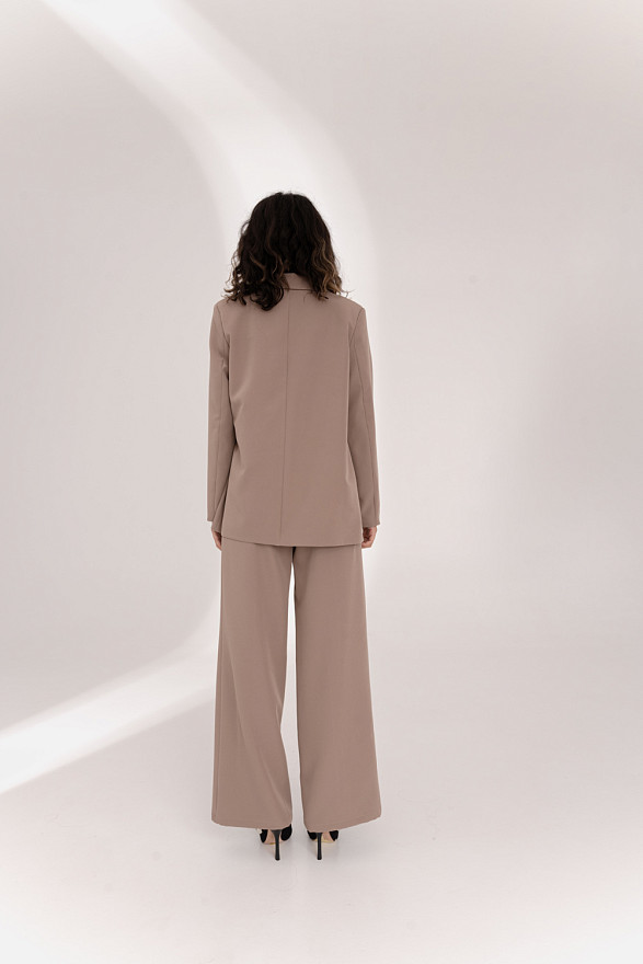 Пиджак в стиле оверсайз в цвете