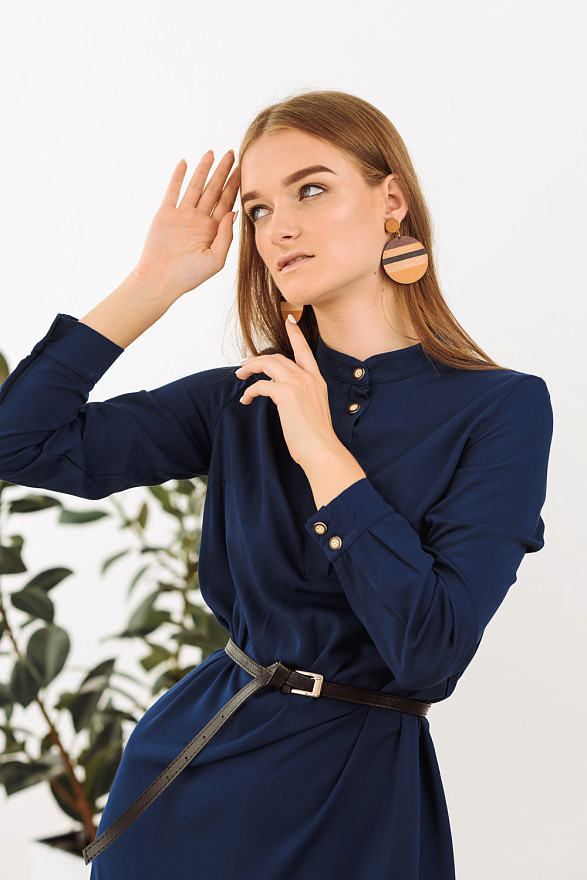 Длинное платье с воланом