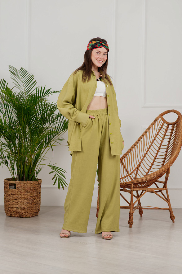 Лляний брючний костюм