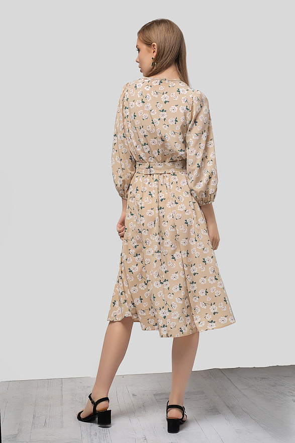 Цветочное платье с летящей юбкой