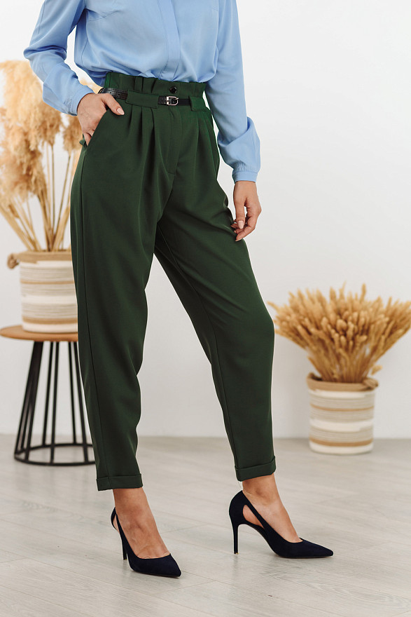High-waisted fashion trousers