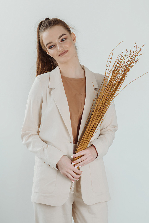 Літній піджак з льону