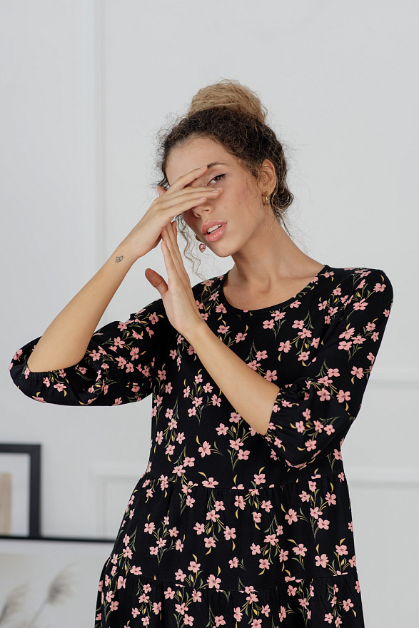 Round Neck Black Midi Dress