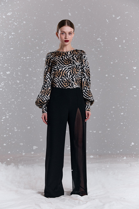 Black stylish straight silhouette blouse