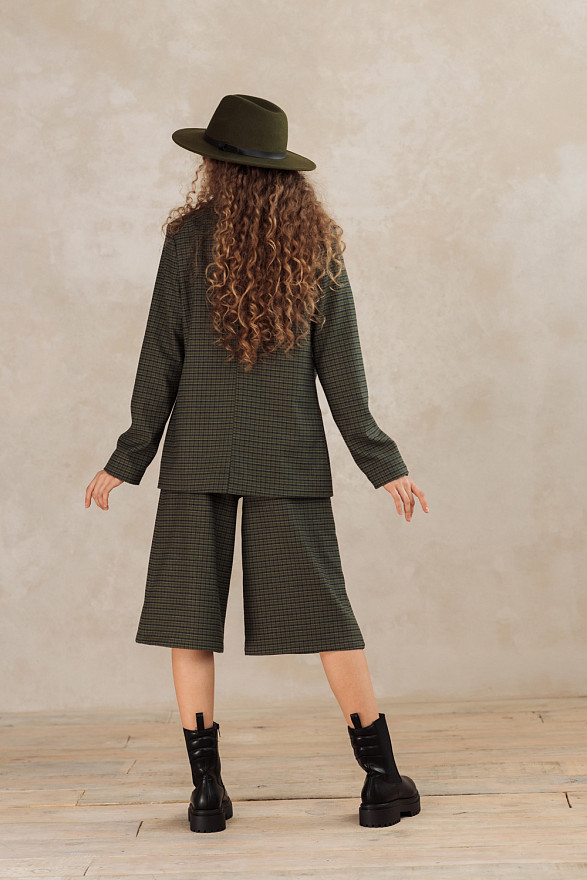 Піджак кольору ірландського моху