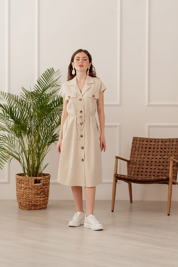 Linen dress with buttons and a belt