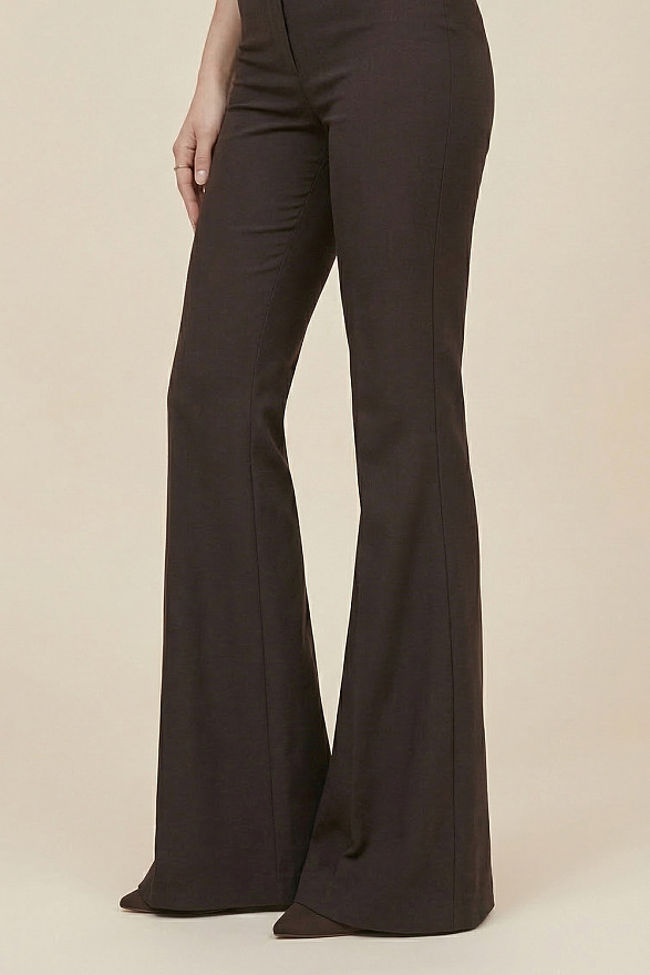 Chocolate low-waist flared knee-length trousers