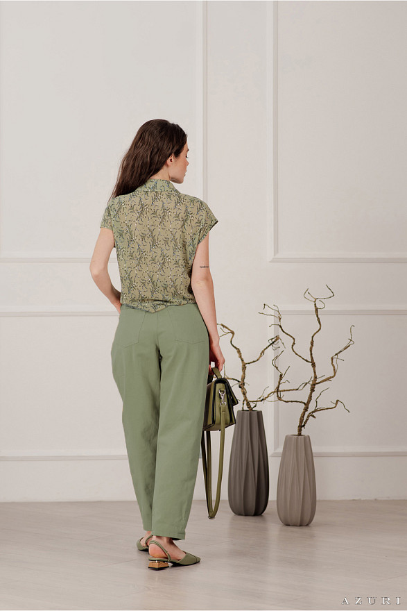 Оливкові джинси банани