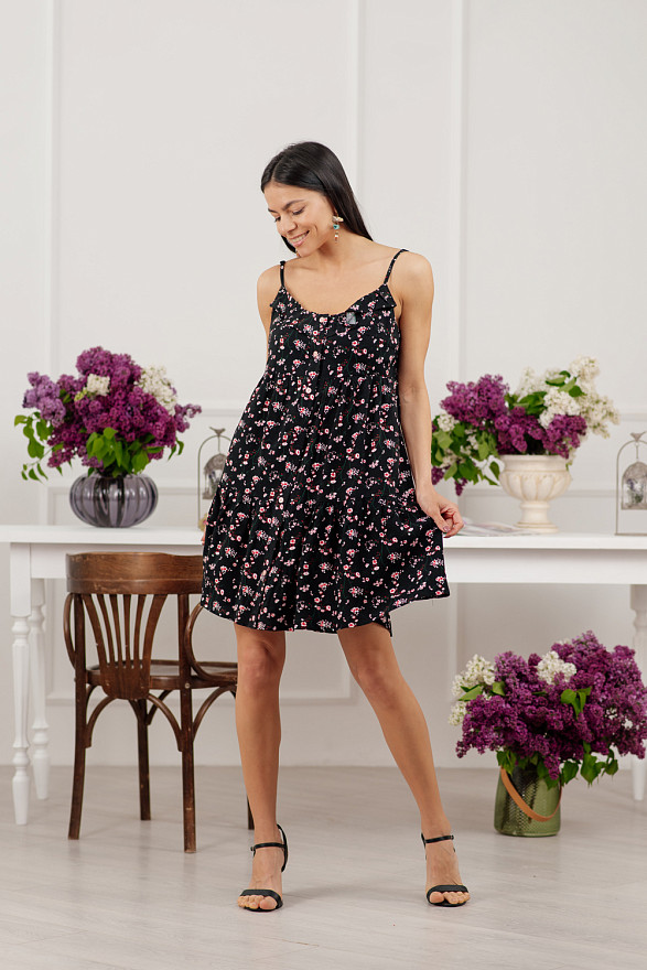 Mini dress with straps and buttons