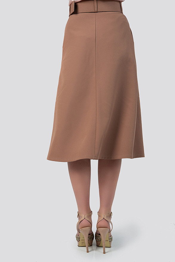 Бежевая миди юбка на пуговицах
