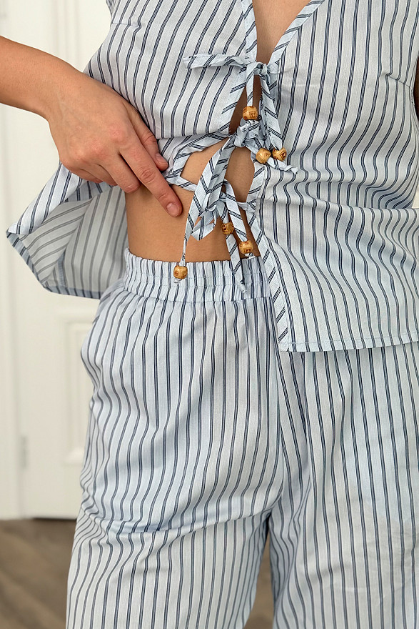 Голубой коттоновый костюм