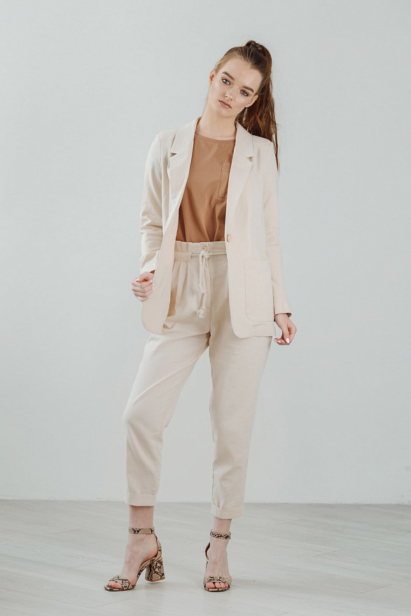 Літній піджак з льону