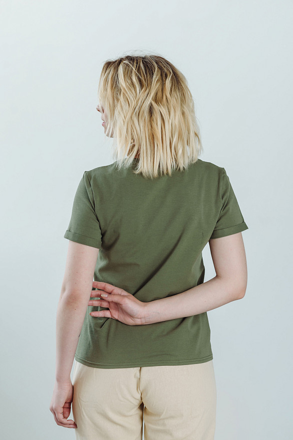 Базова футболка з бавовни