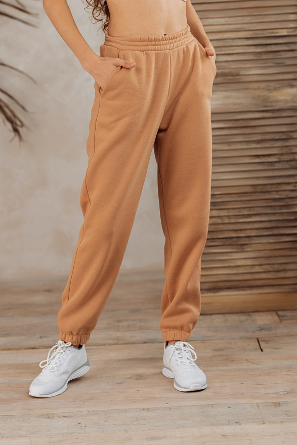 Бежеві спортивні штани