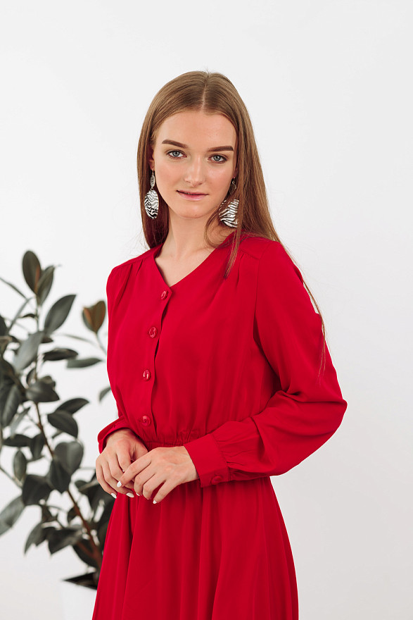 Червоне міді плаття