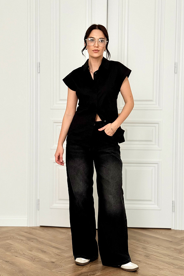 Чорна котонова блуза