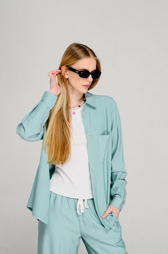 М'ята сорочка вільного крою