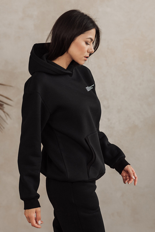 Чорний світшот з написом