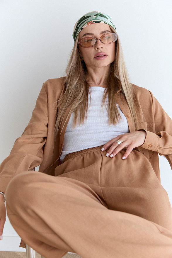 Блуза вільного крою карамельного кольору