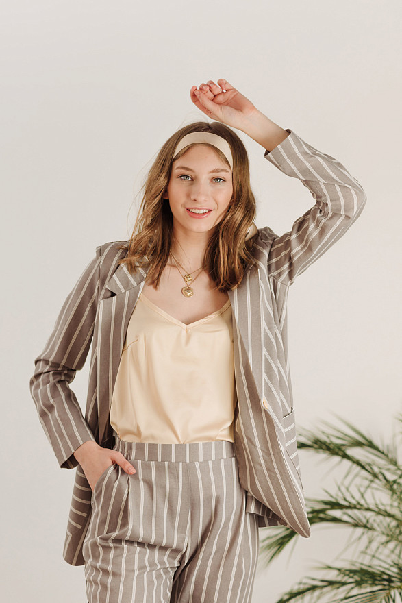 Пиджак из льна в полоску