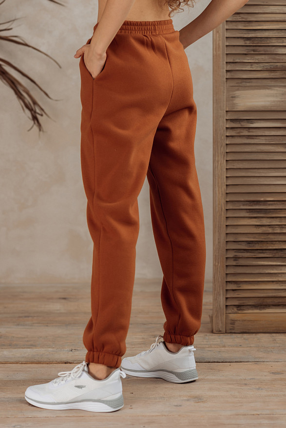 Карамельні спортивні штани