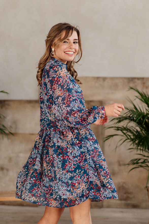 Шифоновое платье с оборками