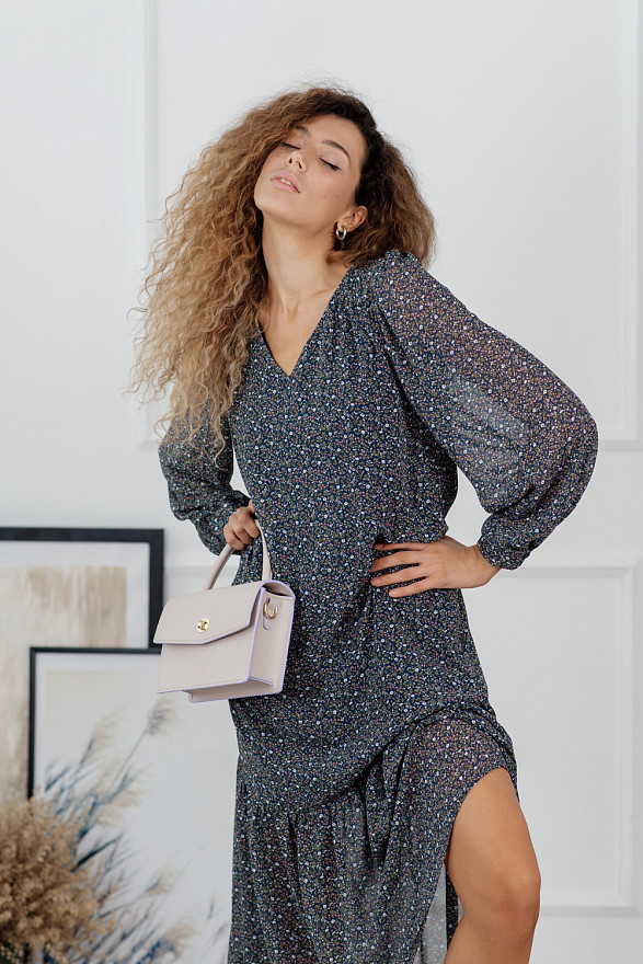 Синя шифонова сукня 