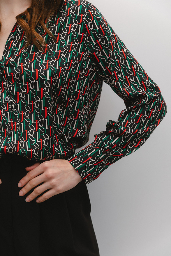 Блуза свободного кроя