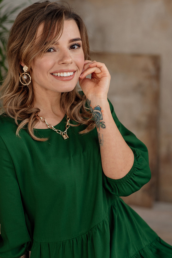 Зелене міді плаття з рюшами