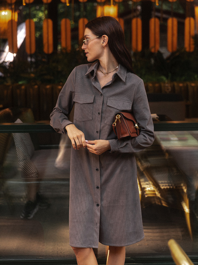 Вельветова сукня-сорочка кольору 