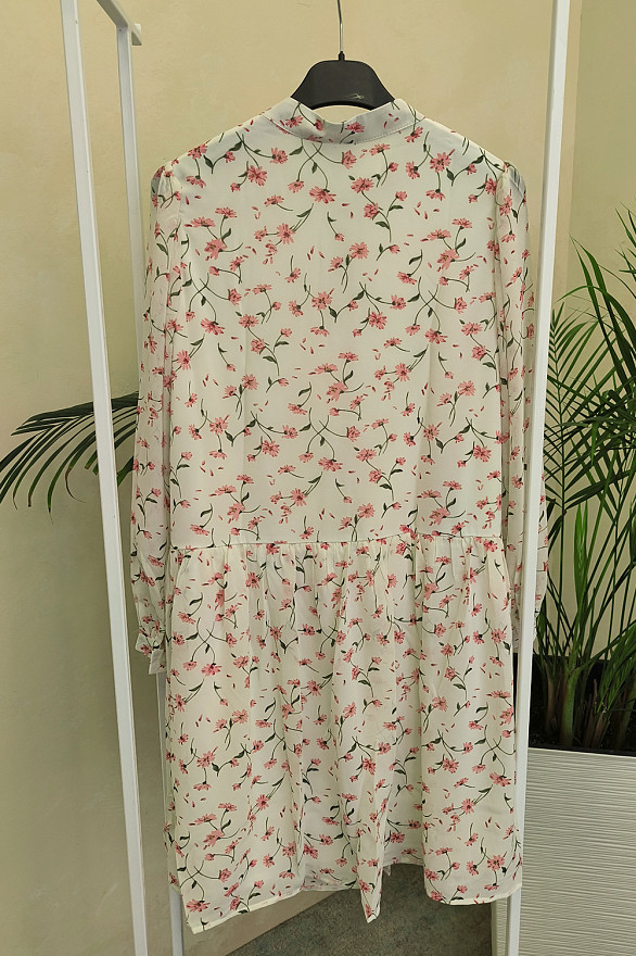 Шифоновое платье в цветочный принт