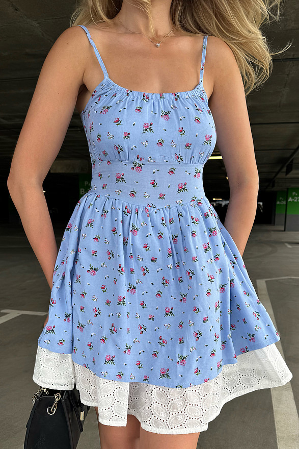 Синій сарафан з додатковою підкладкою з прошви.