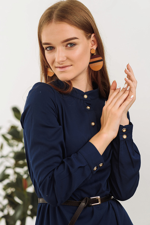 Длинное платье с воланом