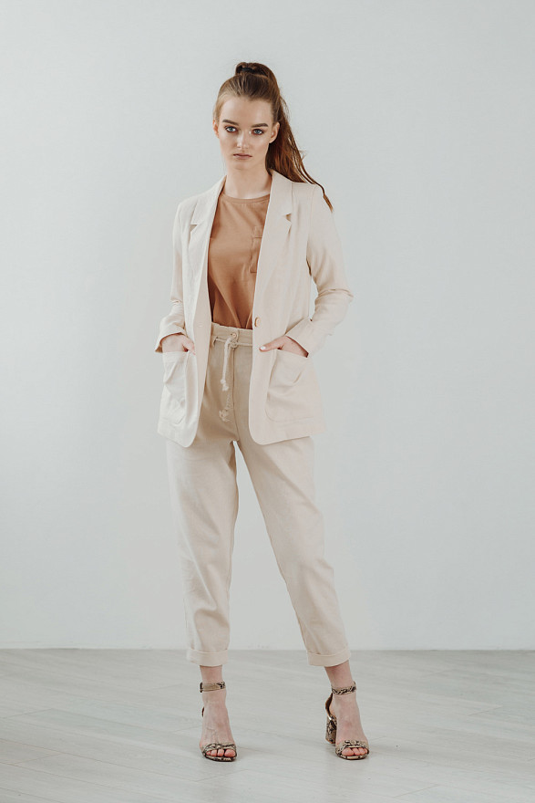 Літній піджак з льону