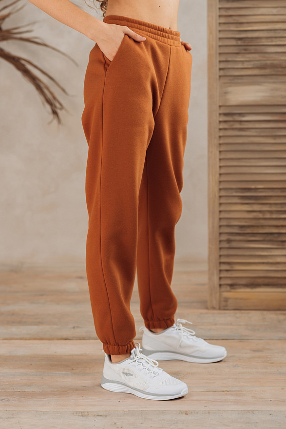 Карамельні спортивні штани