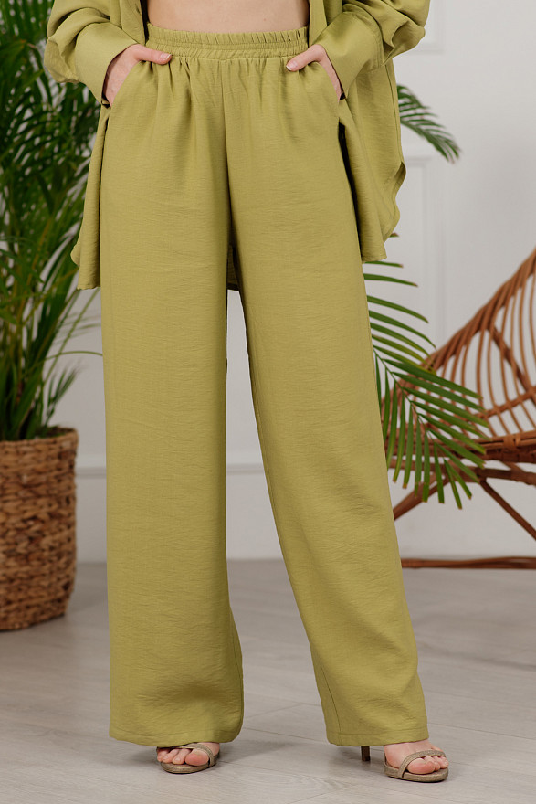 Лляний брючний костюм