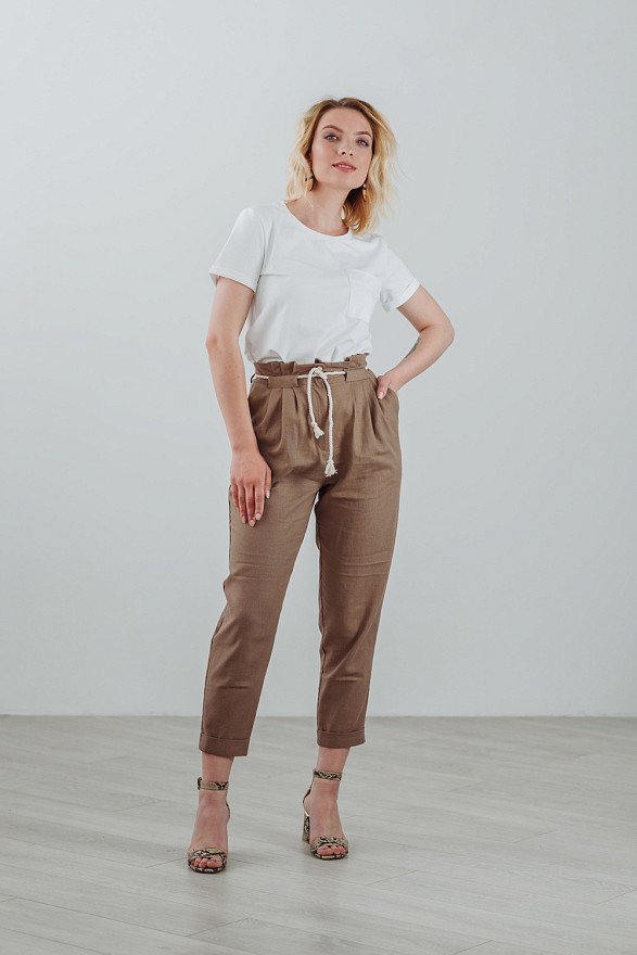 Штани кольору фундука з льону