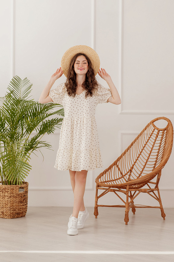 Chiffon dress with puff sleeves