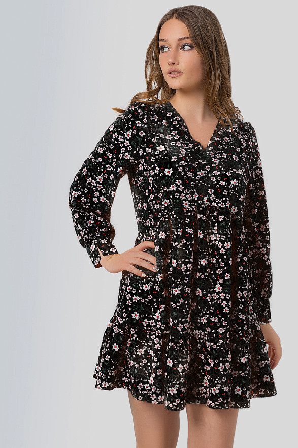 Черное мини платье 