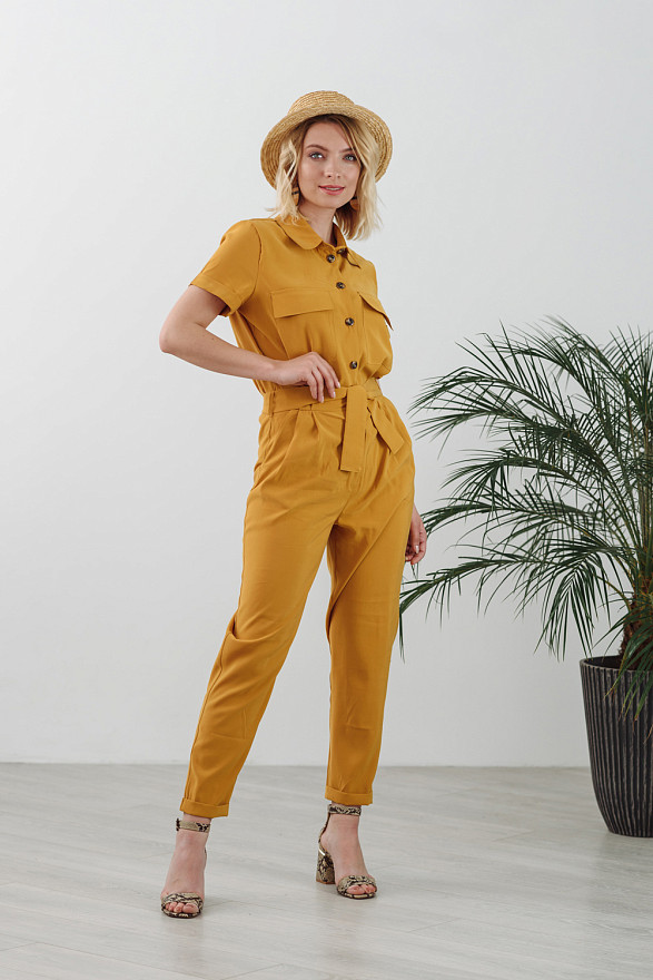 Комбінезон в стилі сафарі