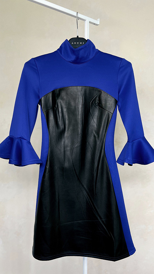 Напівприталена сукня зі вставками шкіри