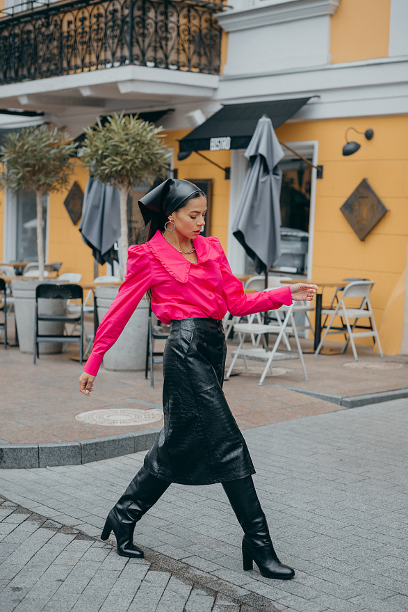 Черная юбка-трапеция из эко кожи