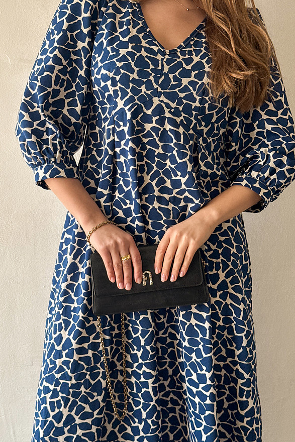 Синее миди-платье из супер-софта с пышными рукавами