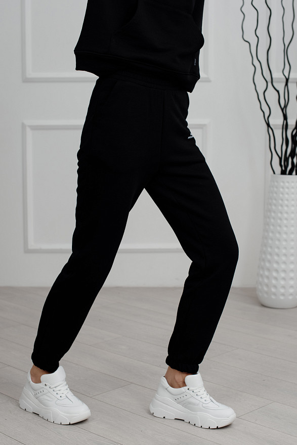 Джоггери на високій талії.