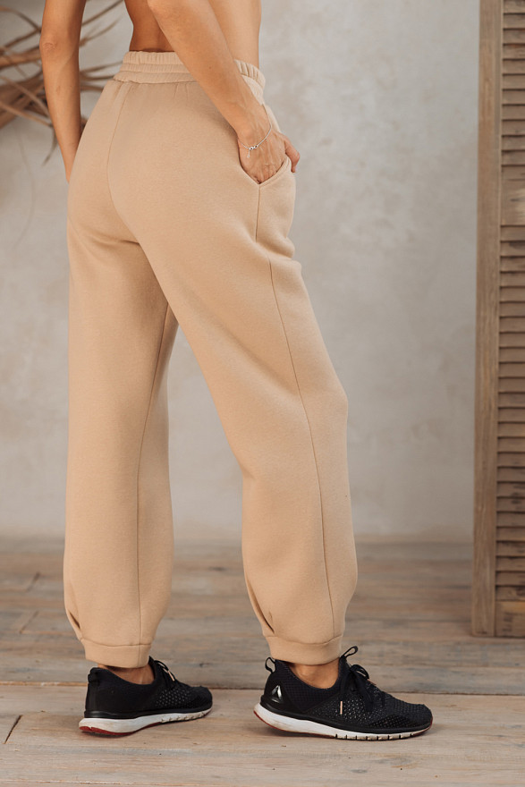 Бежеві спортивні штани