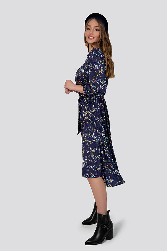 Синє шовкове міді плаття