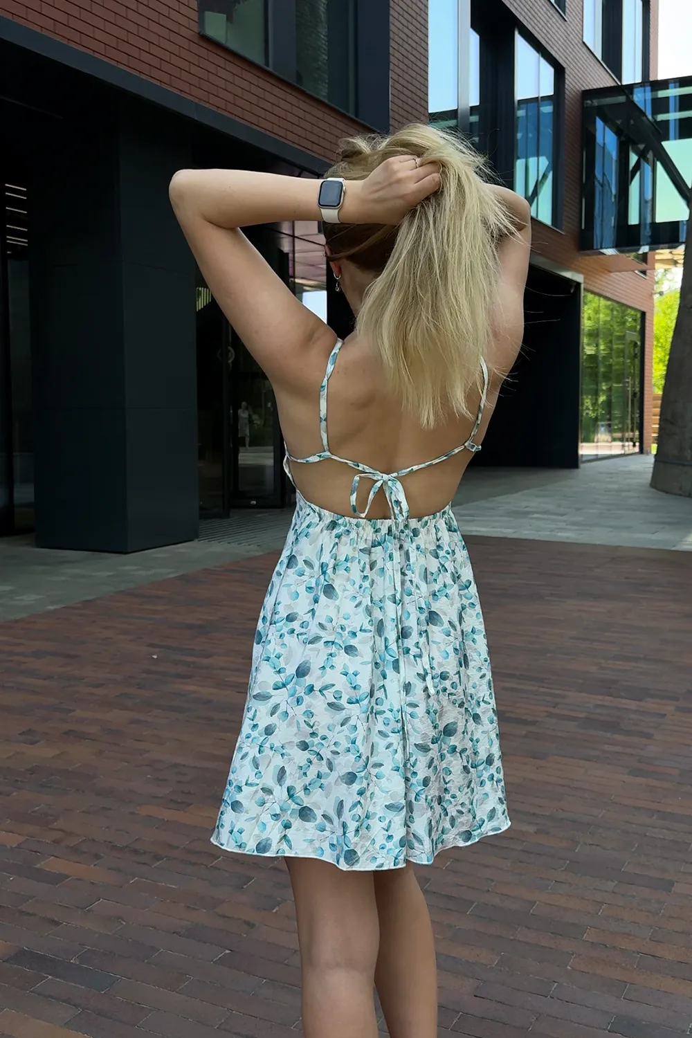 Turquoise dress with open back and ties