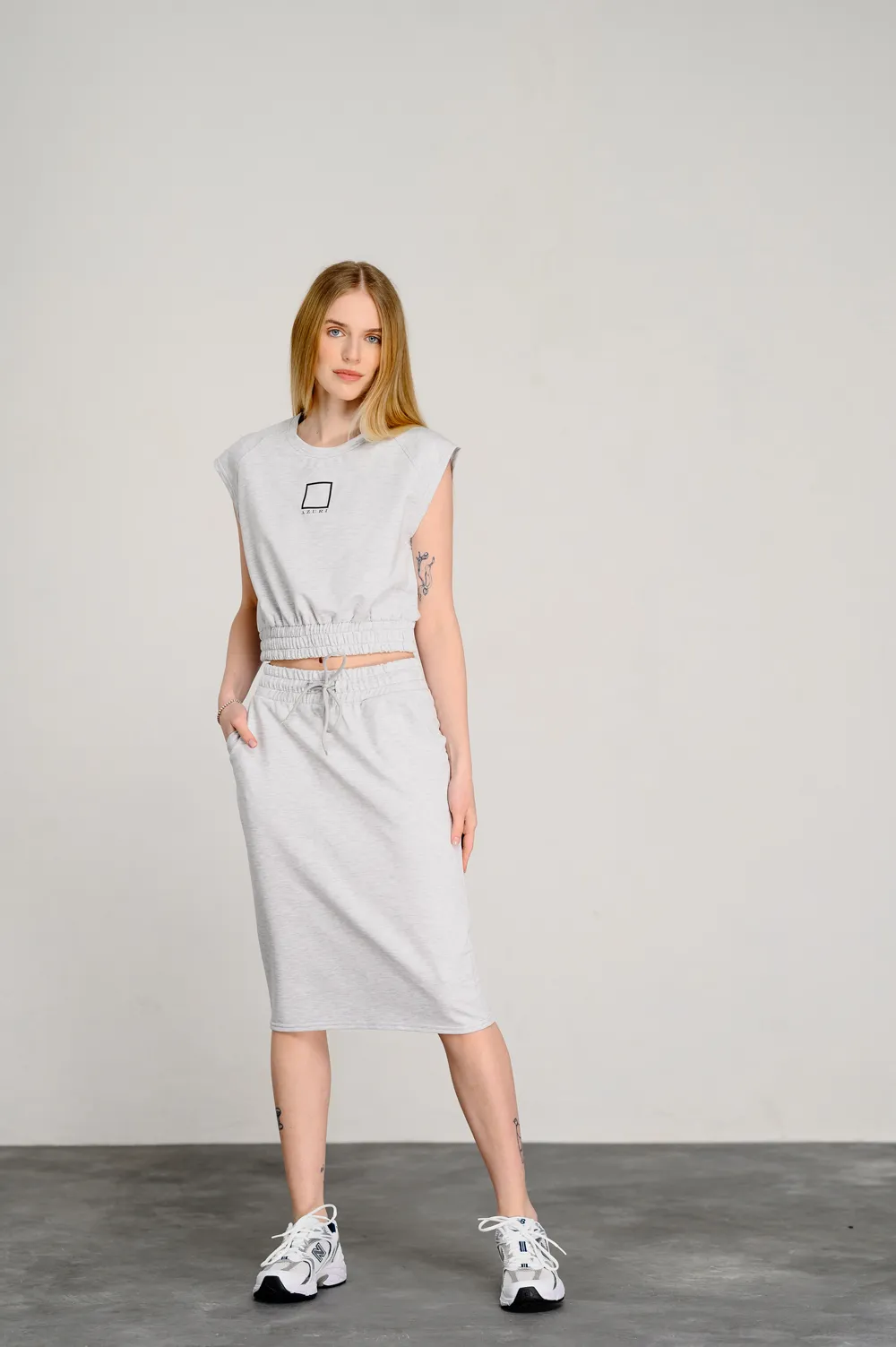 Котоновый костюм-двойка в цвете