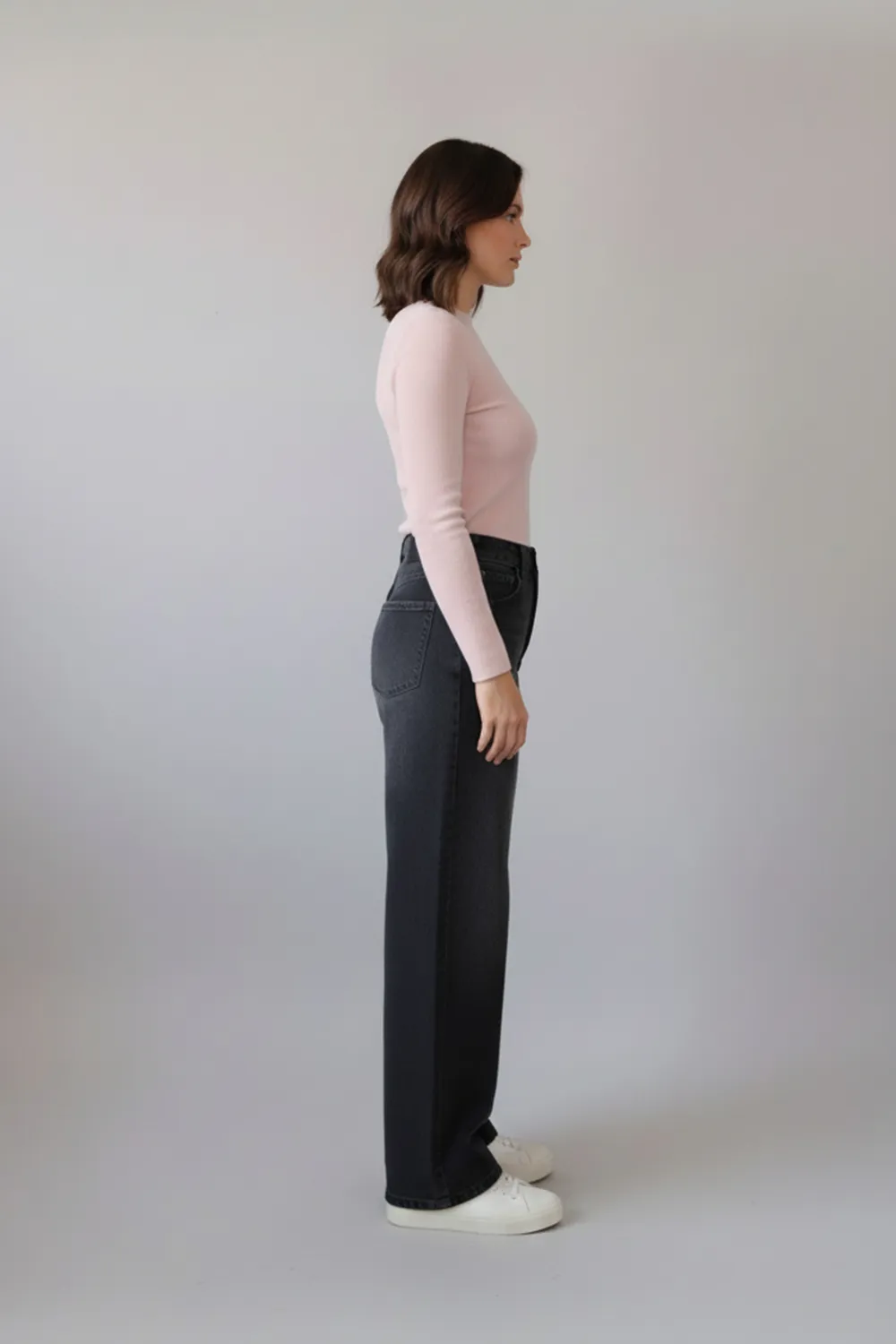 Розовый лонгслив из мягкого трикотажа