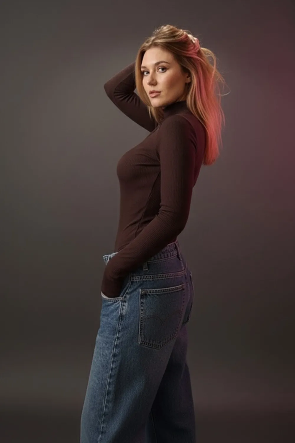 Утеплённое боди с высокой стойкой в цвете